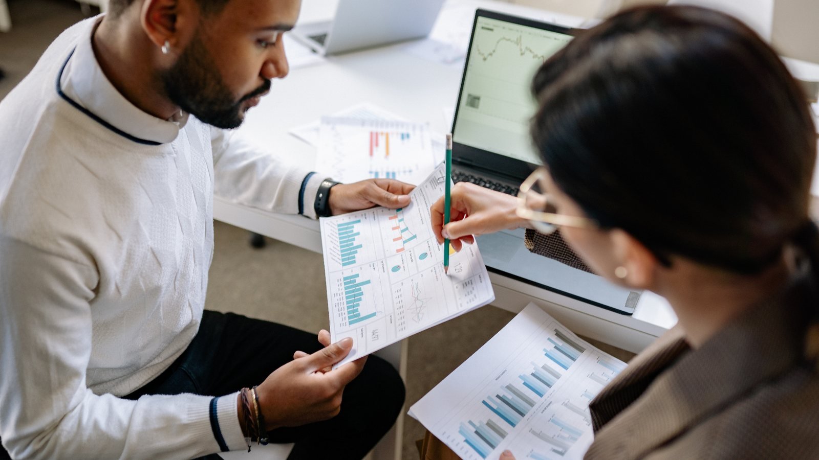 Monitores y periféricos